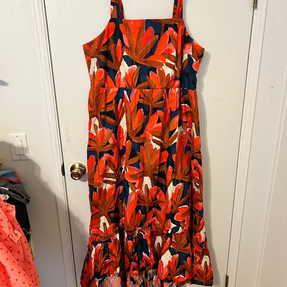 NWT Who What Wear Red, Orange, Brown, Navy Floral High-Low Dress - Picture 2 of 5
